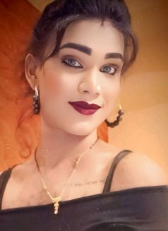 Sexy Samaira - Transsexual escort in Pune Photo 15 of 29