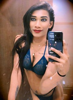 Sexy Samaira - Transsexual escort in Pune Photo 25 of 29