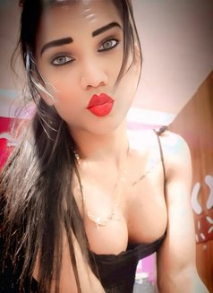 Sexy Samaira - Transsexual escort in Pune Photo 26 of 29