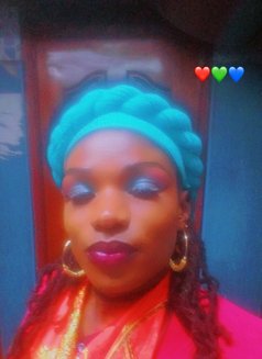 Sexy Sandy - Transsexual escort in Nairobi Photo 7 of 8