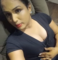 Sexy sangavi - Transsexual escort in Chennai