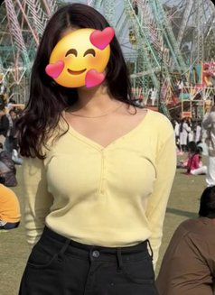 Sexy service 100% indep. girl - escort in Chennai Photo 3 of 4