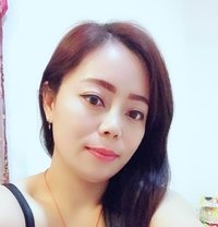 Sexy Shakira, Japanese escort in Kuwait