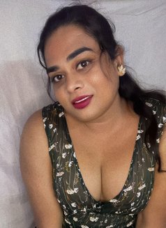 Sexy Shemale Mounika - Transsexual escort in Hyderabad Photo 3 of 3