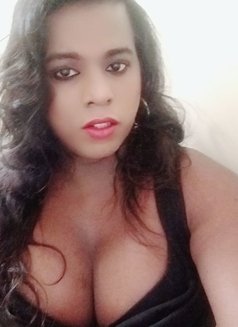 Sexy Sherin - Transsexual escort in Bangalore Photo 3 of 7