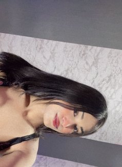 Sexy sherya - Transsexual escort in Mumbai Photo 27 of 27