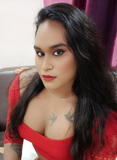 Sexy Shila - Transsexual escort in Kolkata Photo 5 of 23