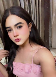 Sexy Shirat - Acompañantes transexual in New Delhi Photo 4 of 6