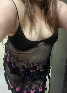 Sexy Shweta - escort in Mumbai Photo 7 of 11