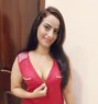 Sexy Shilpa - escort in Dubai Photo 1 of 2