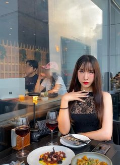 Sexy Sindy in Hk - Acompañantes transexual in Hong Kong Photo 3 of 9