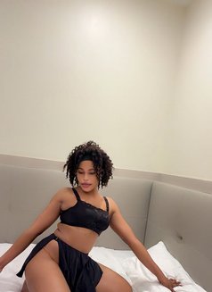 SEXY SLIM AFRICAN MODEL Coco - escort in Chennai Photo 7 of 8