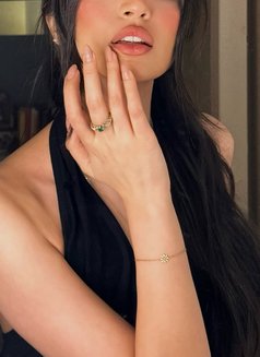 Sexy Slim Bengali - escort in Bangalore Photo 2 of 3