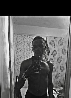 Sexy slim - Acompañantes masculino in Nairobi Photo 8 of 8