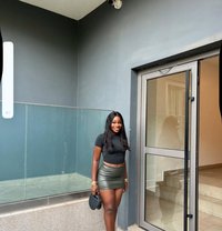 Sexy Slutty Horny African Girl Rindah - puta in Kathmandu Photo 1 of 5