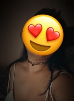 Sexy Sona Cam / Real Meet - puta in Noida Photo 6 of 6