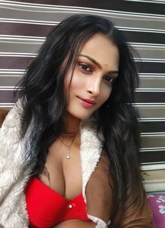 Sexy Sonali - Transsexual escort in Kolkata Photo 13 of 14