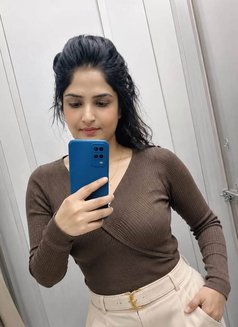 Sexy Sonia Real Meet & Cam Session - puta in Rajkot Photo 6 of 7