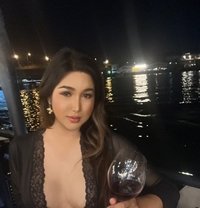 Sexy Top & Bottom - Transsexual escort in Bangkok