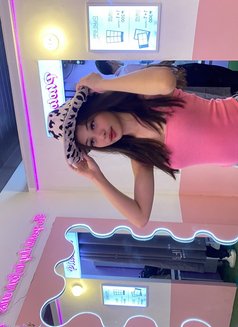 Sexy Trixie - escort in Manila Photo 3 of 4