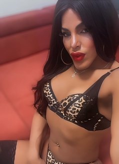 SEXY TS KEYLA DIOR AVIABLE LONDON - Transsexual companion in London Photo 28 of 30