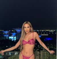 Sexy TS Thai mix Venezuela available now - Transsexual escort in Abu Dhabi Photo 29 of 30