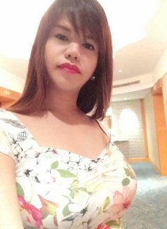 Sexy Busty Curvy Vivian TS - Transsexual escort in Manila Photo 3 of 30