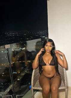 Sexy Zara - puta in Dubai Photo 3 of 9