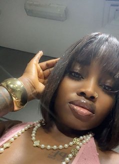 Sexy zina - escort in Abu Dhabi Photo 2 of 12