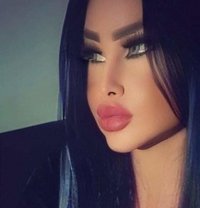 Sexyandhot - Transsexual escort in Beirut