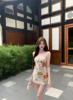 Sexyangel - puta in Shanghai Photo 2 of 4