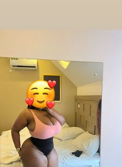Sexybaby - masseuse in Lagos, Nigeria Photo 9 of 9
