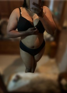 Sexybitch - escort in Ahmedabad Photo 1 of 3