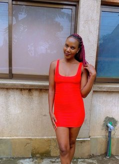 Sexydee1 - masseuse in Nairobi Photo 2 of 2