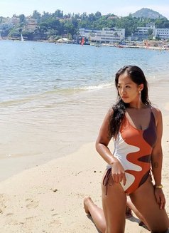 Sexyhelper - puta in Hong Kong Photo 3 of 9