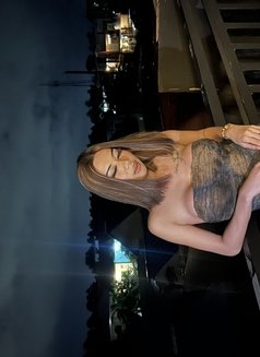 Sexyhotsophia - Transsexual escort in Manila Photo 1 of 3