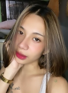 Sexyhotsophia - Transsexual escort in Manila Photo 3 of 3