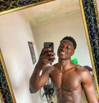 Sexyhugedick - Male escort in Dubai