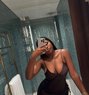 Sexykaty - puta in Abu Dhabi Photo 1 of 3