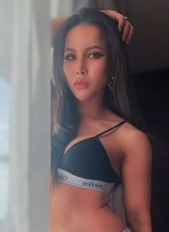 Sexyladybbkk - Acompañantes transexual in Bangkok Photo 2 of 5