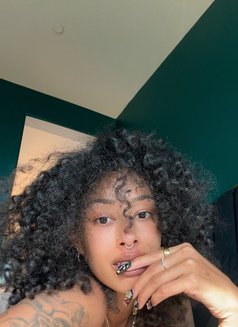 Sexyleya - escort in Abu Dhabi Photo 4 of 4