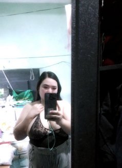 Sexymaddy - escort in Manila Photo 4 of 5