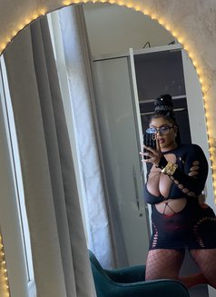 Sexyrita - puta in Noida Photo 6 of 16