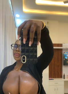 Sexyrita - puta in Noida Photo 11 of 16