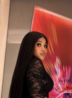 Sexys - escort in Abidjan Photo 6 of 7