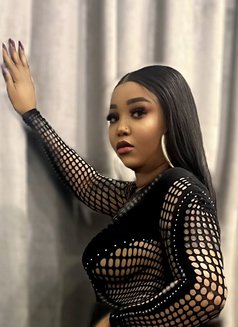 Sexys - escort in Dubai Photo 5 of 6