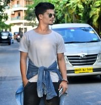 Best cuckold service - Acompañantes masculino in Mumbai