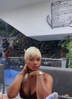 Sexytina - puta in Cape Verde Photo 2 of 3