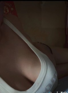 Sexyy Faye - escort in Mumbai Photo 2 of 10
