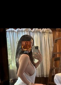Sexyy Faye - escort in Mumbai Photo 3 of 10